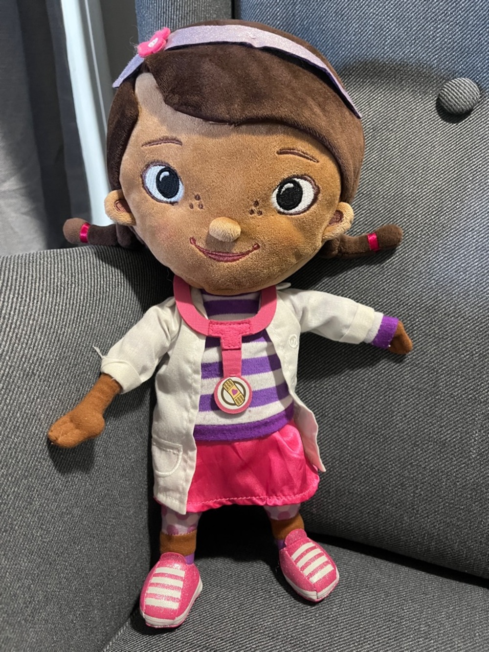 Disney Doc McStuffins Plush Doll - Brown Skin, Pink & Purple Outfit